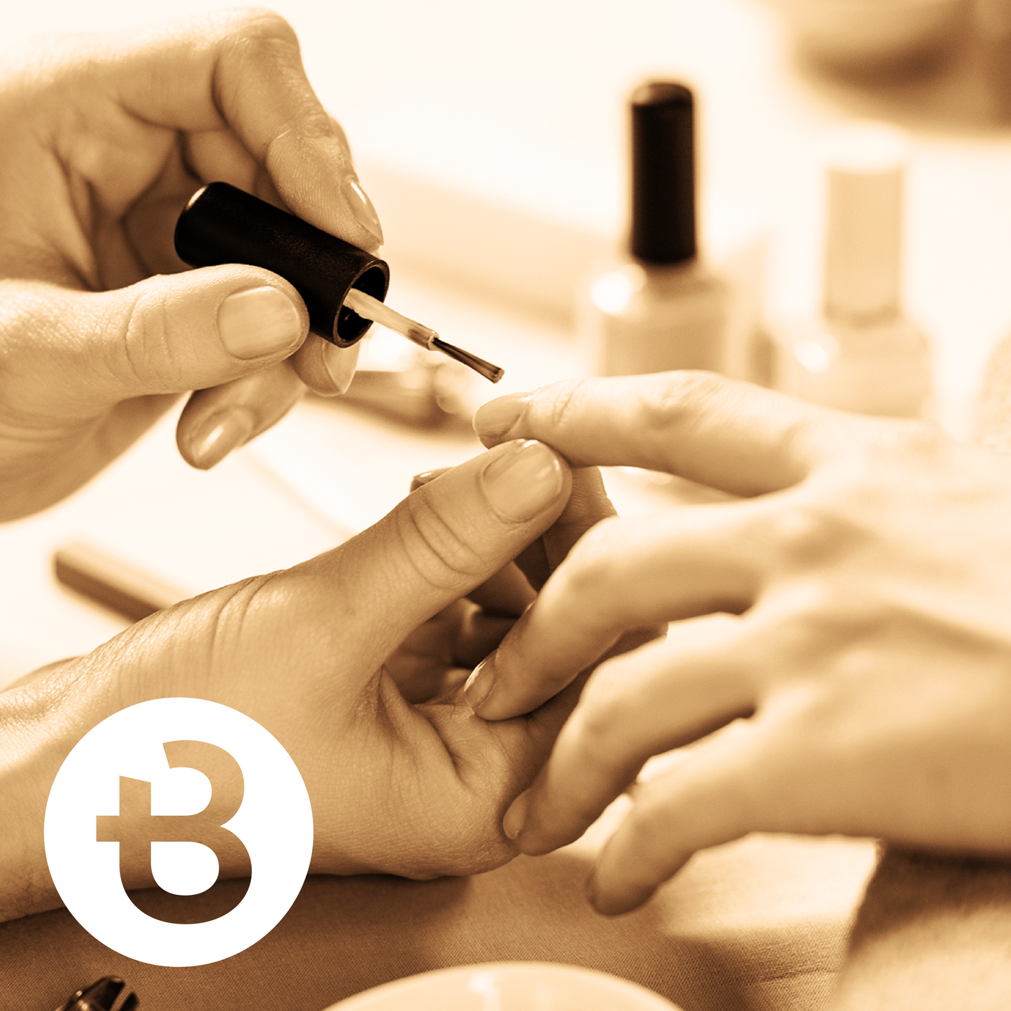 ULTIMATE 7-IN-1 NAIL COURSE